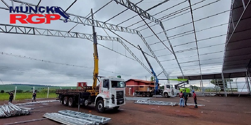 Aluguel de caminhão Munck em Ribeirão Preto 15 Caminhão Munck Ribeirão Preto